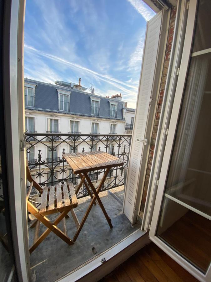 Tour Eiffel Volontaire Paris Lägenhet Exteriör bild